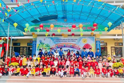 HĐ TRẢI NGHIỆM BÉ VUI ĐÓN TẾT TẠI TRƯỜNG MẦM NON TRỰC THẮNG