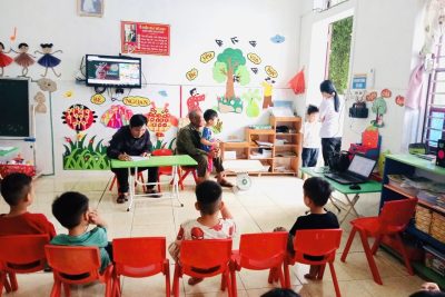 Chung tay chăm sóc sức khỏe, tăng cường sức đề kháng cho trẻ khi thời tiết chuyển mùa xuân – hè